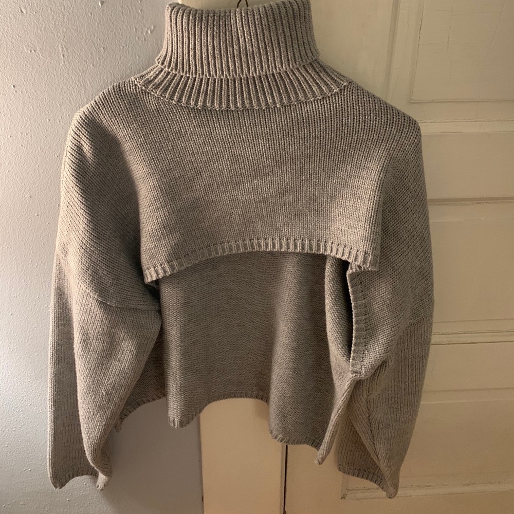 Grey sweater
